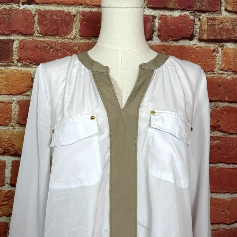 Michael Kors White Pullover V‎ Neck Blouse Pockets Women's Size Medium